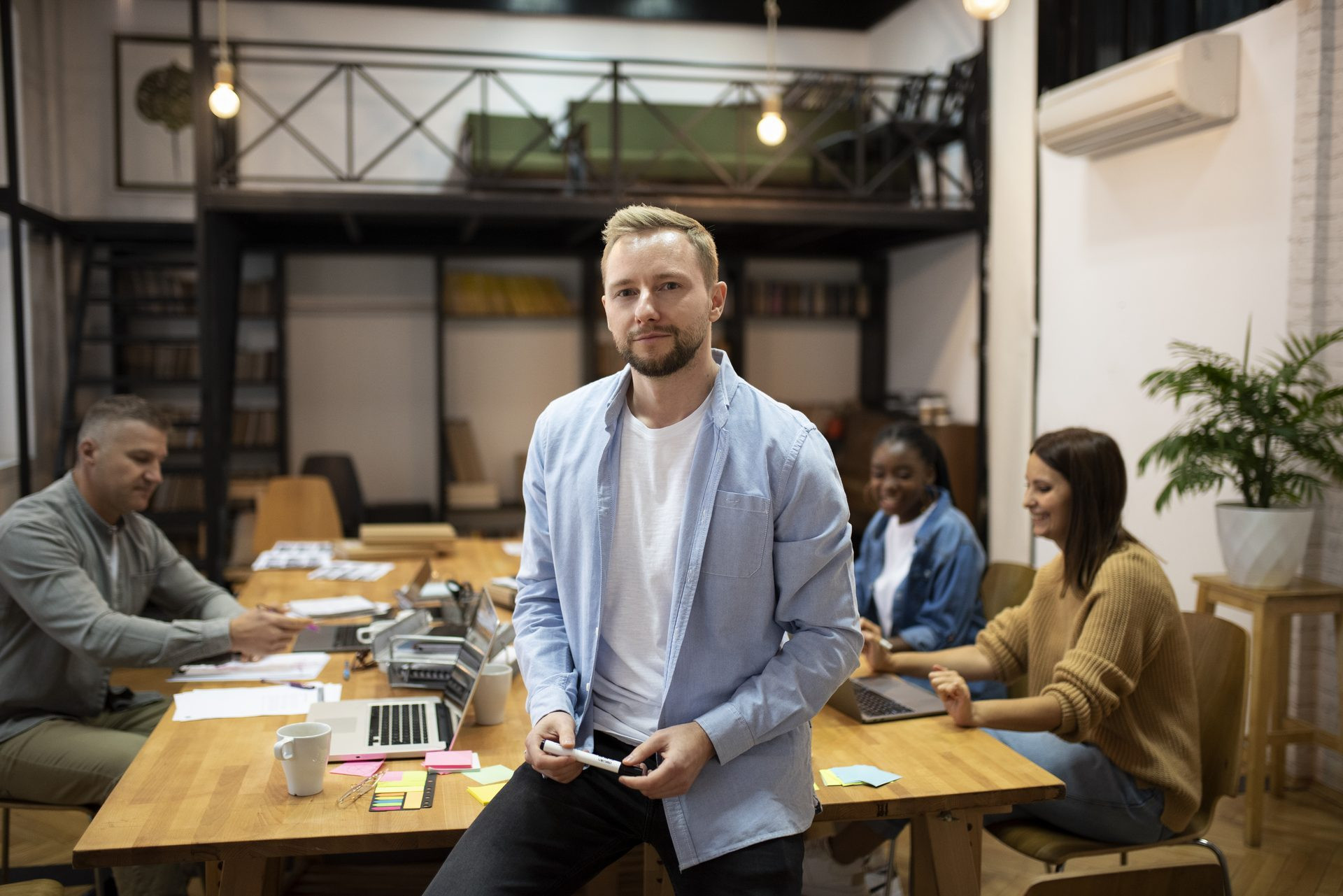 Professionnelle proposant le financement FOUNDY à ses clients